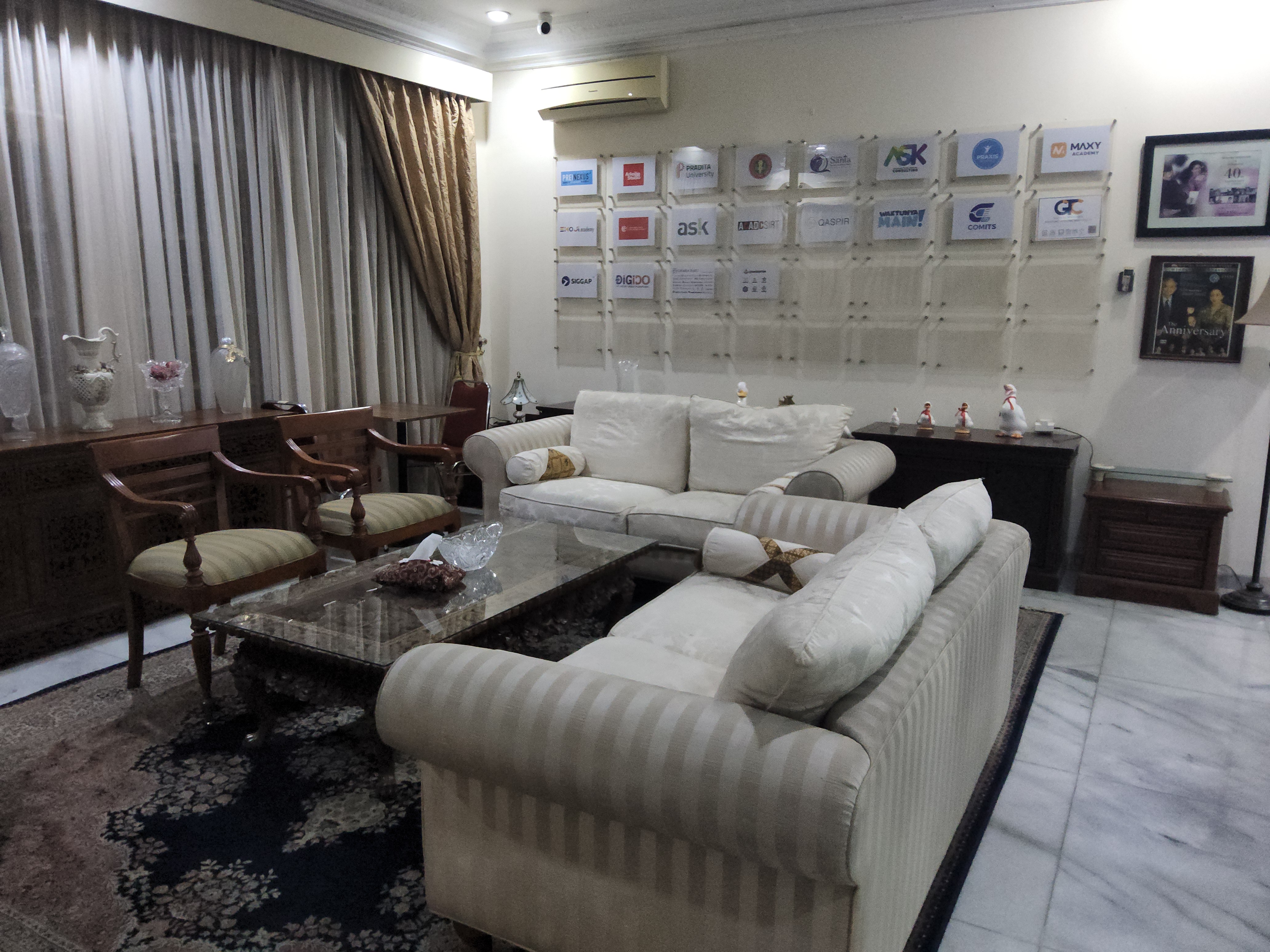 Virtual Office
